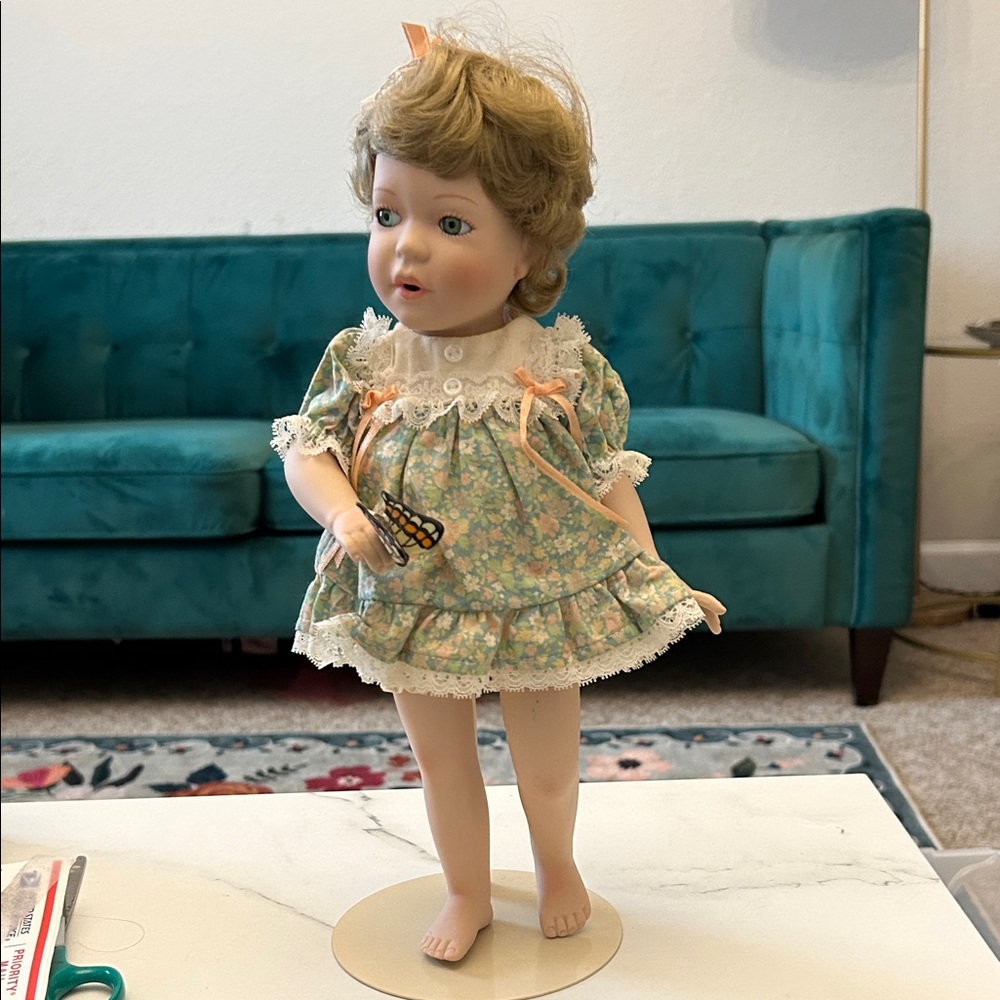 Porcelain doll by Linda Steele 1991 -  12” tall